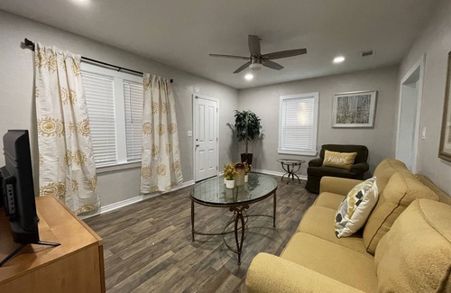 Urban Core House | Charming City Bungalow