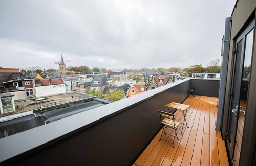 Hilversum Apartment | Charming City Penthouse Studio KS