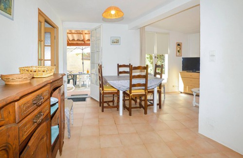 Portigliolo Apartment | Charming, classic Corsican cottage in the southwest of the island.