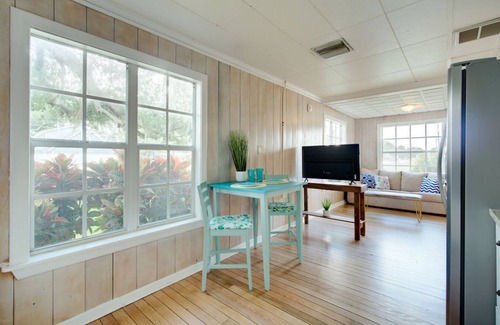 Clearwater Villa | Charming Clearwater Cottage w/cute courtyard