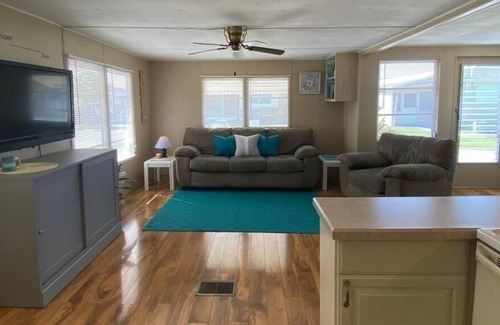 Fullers Earth House | Charming Coastal Retreat: Your Dream Vacation by the Sea