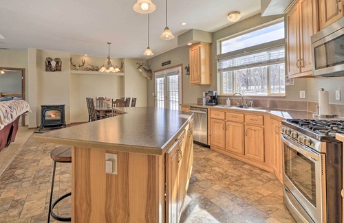 Cody House | Charming Cody Vacation Home w/Mtn Views!