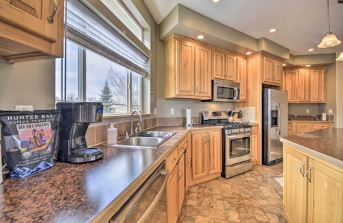 Cody House | Charming Cody Vacation Home w/Mtn Views!