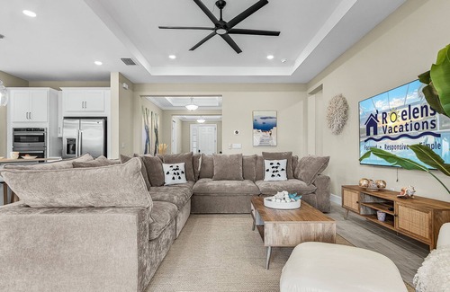 Burnt Store House | Charming, Comfort and Relaxation Await! - Casa Bella - Roelens