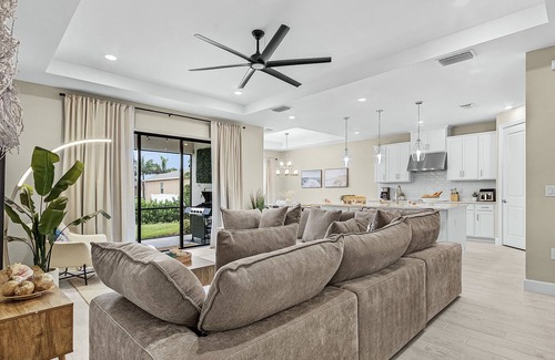 Burnt Store House | Charming, Comfort and Relaxation Await! - Casa Bella - Roelens
