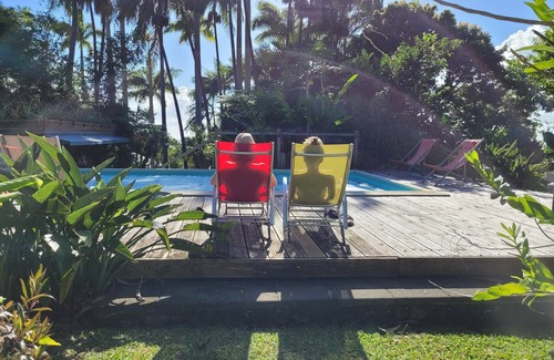 Saint-Andre Apartment | Charming, comfortable room, peaceful setting in a large garden, swimming pool, jacuzzi.