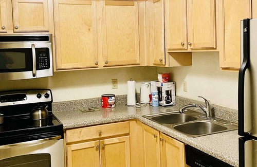 Athens Apartment | Charming Condo 1-mile From Downtown