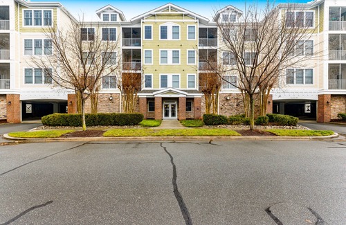 Sun Ridge Condo | Charming condo near the pool with hot tub & tennis