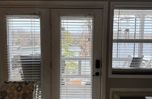 Lake Ozark Condo | Charming condo on the 4 mile marker of the lake of the ozarks.