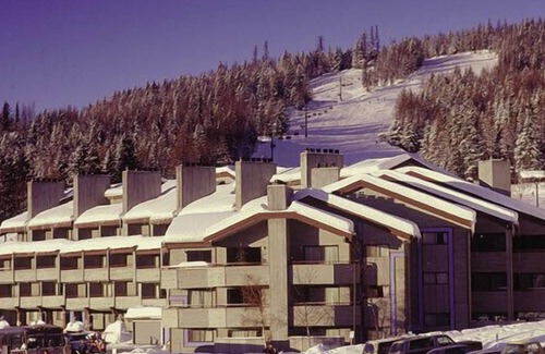 Whitefish Condo | Charming Condo with Mountain Rustic Decor