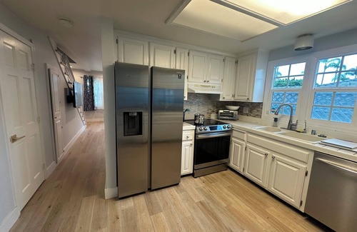Coronado House | Charming Coronado Retreat- walking distance to town! Great central location