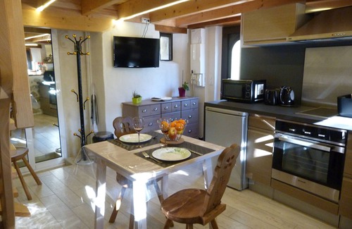 Arcizans-Dessus Cottage | Charming cottage for 2 people