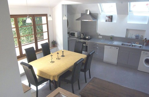 Paley House | Charming cottage 5 beds, park in authentic village near Fontainebleau