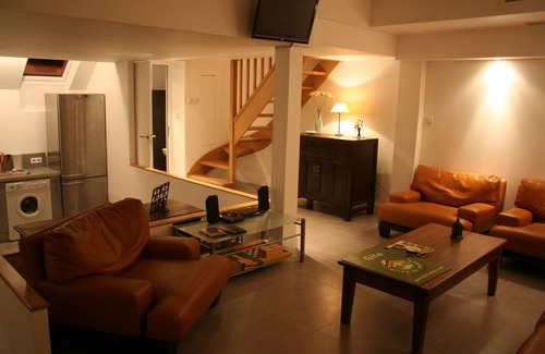 Paley House | Charming cottage 5 beds, park in authentic village near Fontainebleau