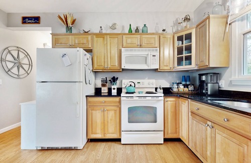 Summer Village Cottage | Charming Cottage at Summer Village with Pools, Pickleball, Bocce and Game Room