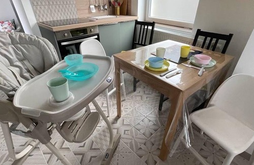 Wallers Cottage | Charming Cottage for 8 with Garden, EV Charger, and Modern Amenities in Scenic Regional Park