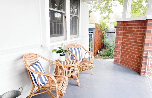 Wagga Wagga House | Charming Cottage in the Centre of Wagga!