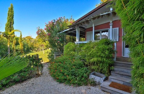 La Garde Cottage | Charming Cottage in a private residence with pool - Beaches walking distance