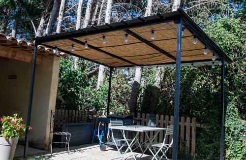 Caderousse House | Charming cottage in Provence