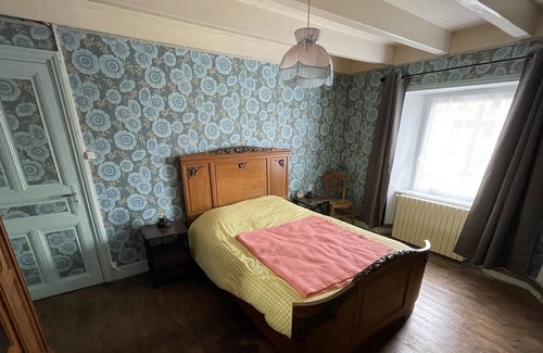 Cistrieres House | Charming cottage in the heart of the village and greenery