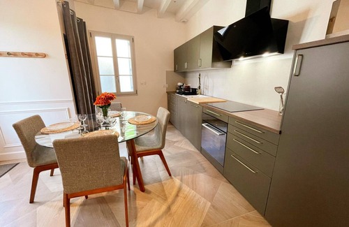 Langeais Cottage | Charming cottage in Langeais with terrace and wifi for 4 people