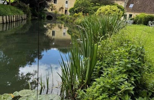 Loisail Cottage | Charming cottage in Perche Park with fireplace and garden