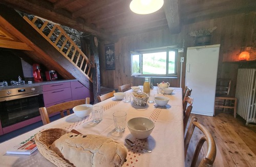 Doizieux Cottage | Charming Cottage in the Pilat Mountains