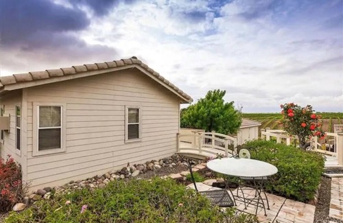 Temecula Cottage | Charming Cottage in the heart of Wine Country