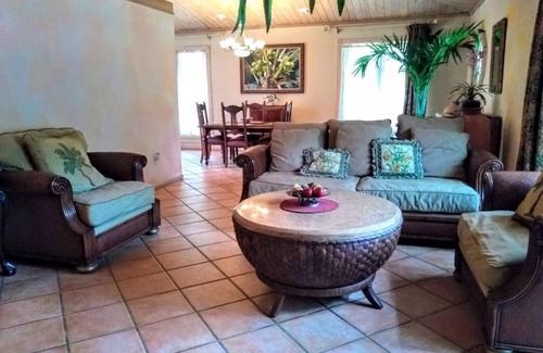 Plantation Cottage | Charming Cottage in Plantation