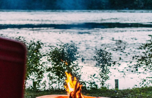Hubbardton Cottage | Charming cottage located on peaceful Lake Bomoseen