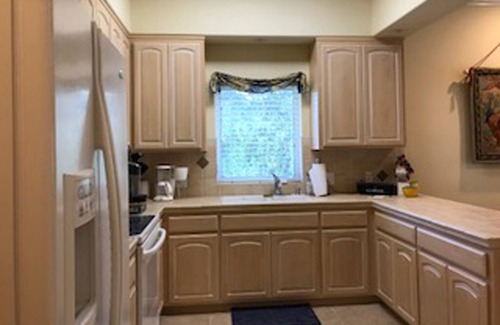 Napa Cottage | Charming Cottage Located on Private Gated Estate