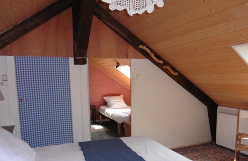 Chivres-Val Cottage | Charming cottage "The Barn" to stay with family or friends.