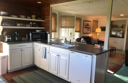 New Marlborough Cottage | Charming Cottage, New Marlborough Village Green in the Berkshires