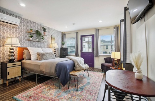 Milan Apartment | Charming cottage with WiFi and courtyard in delightful New Orleans