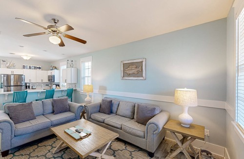 Port St. Joe Cottage | Charming Cottage with Hot Tub, Fitness Center, & Nature Trails