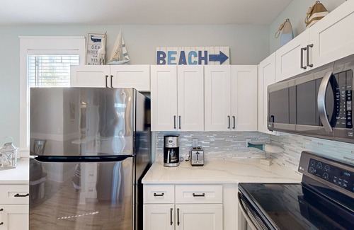 Port St. Joe Cottage | Charming Cottage with Hot Tub, Fitness Center, & Nature Trails