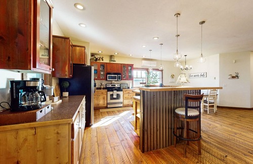 New Meadows Condo | Charming country cottage with arcade game and easy access to skiing, and hiking.