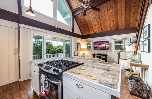 Kamuela House | Charming Country Home Pa Hau'oli Home