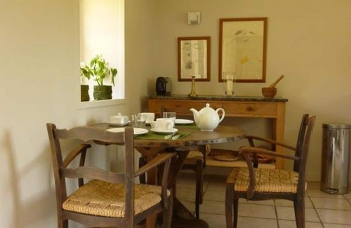 Trateau Cottage | Charming country house with garden and pets allowed