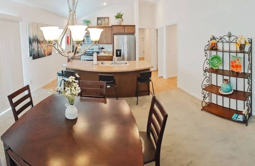 Wildwood House | Charming Courtyard Villa - In The Villages