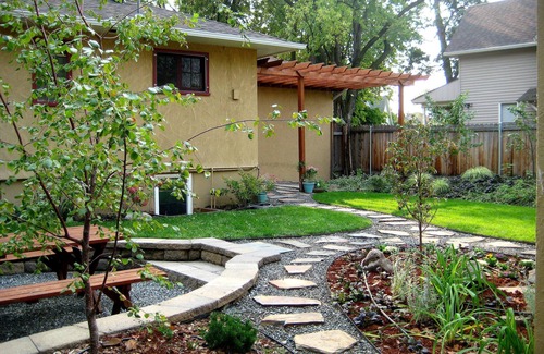 Walla Walla Cottage | Charming Creek Side Cottage with King bed Close to Whitman