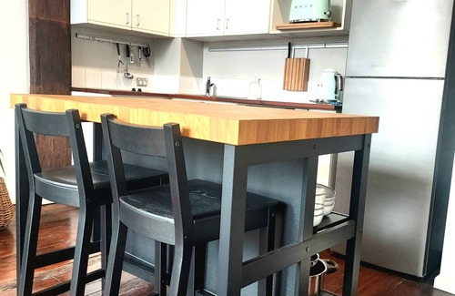 Pyrmont Apartment | Charming Darling Harbour One Bedroom Apartment with Pool, Sauna, Spa & Gym
