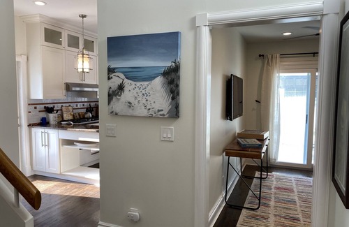 Delray Beach House | Charming Delray Beach House -Steps to Beach & Atlantic Avenue! VIP Beach Passes!