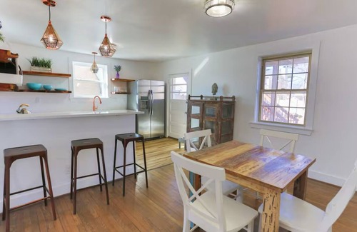 Northeast Virginia Beach House | Charming, Dog friendly, 2-bedroom house near the Virginia Beach Oceanfront