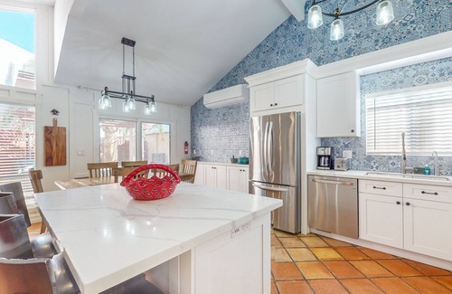 Tempe House | Charming dog-friendly townhome with 3 pools, gas grill, AC, & washer/dryer