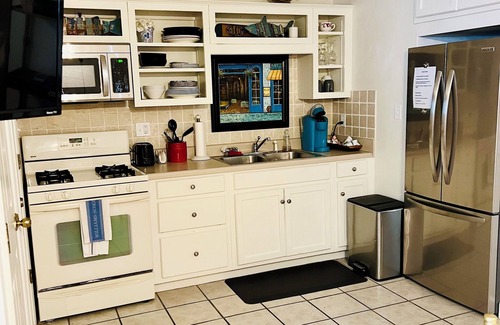 Fairhope House | Charming Downtown Fairhope Cottage – Walk to Everything!