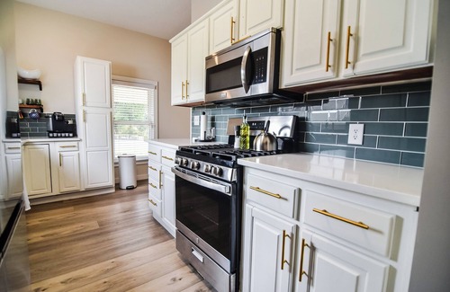 Fort Mill House | Charming Downtown Fort Mill Home w/Large Backyard