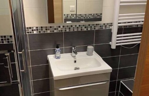 Limoges Apartment | Charming downtown studio apartment