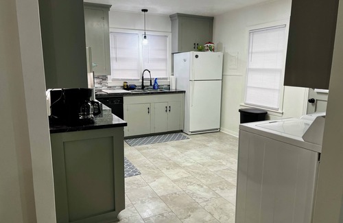 Lake Charles House | Charming Downtown Getaway