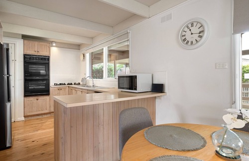 Dromana House | Charming Dromana Cottage
